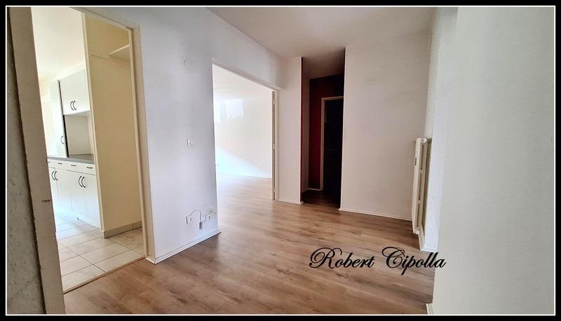 Appartement - 79 m² - 3 pièces