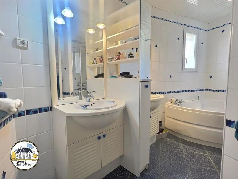 Maison - 158 m² - 7 pièces