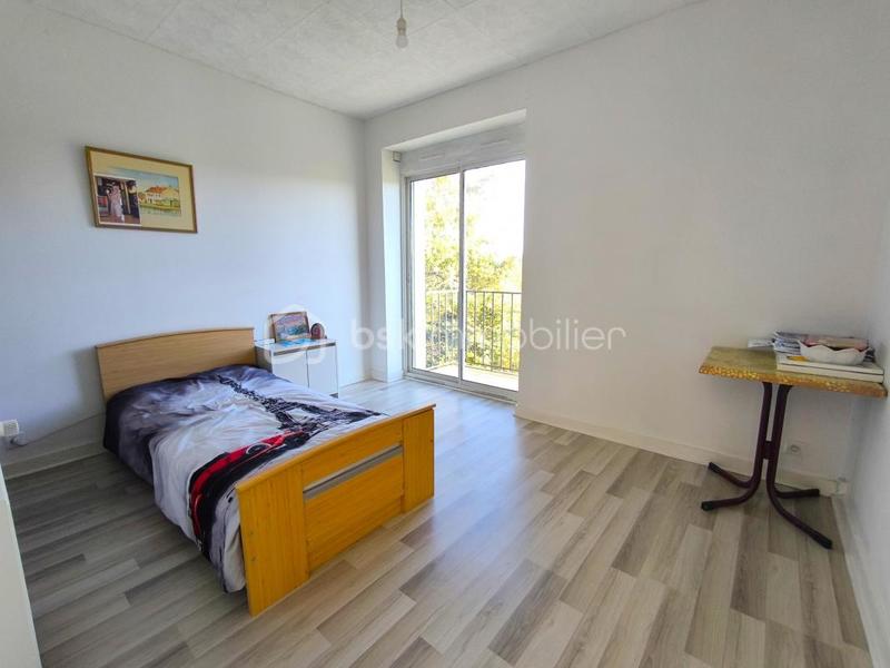 Propriété - 200 m² - 7 pièces