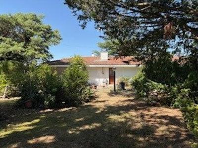 Maison - 94 m² - 4 pièces