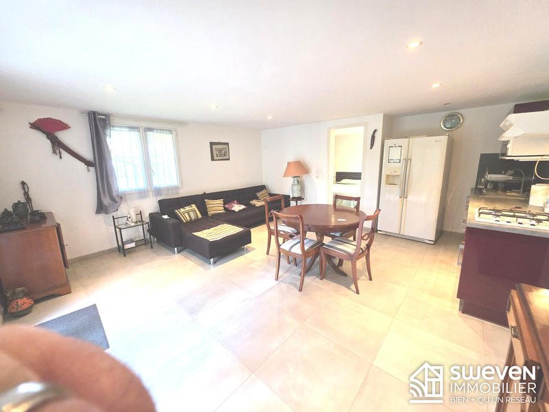 Maison - 175 m² - 8 pièces