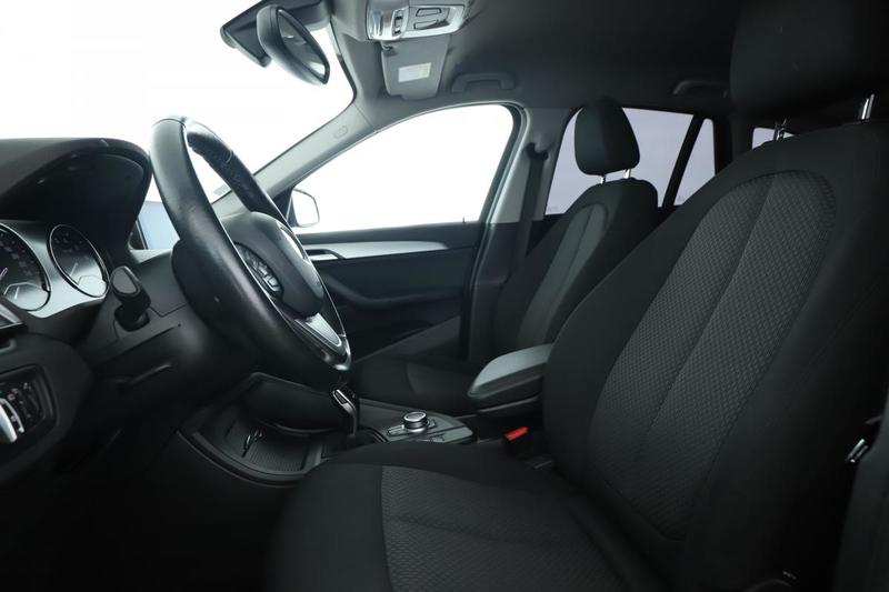 Bmw X1 sDrive18i Dkg7 140 ch