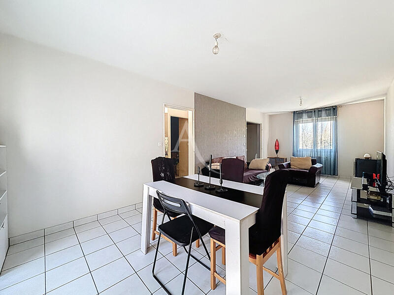 Maison - 95 m² - 4 pièces