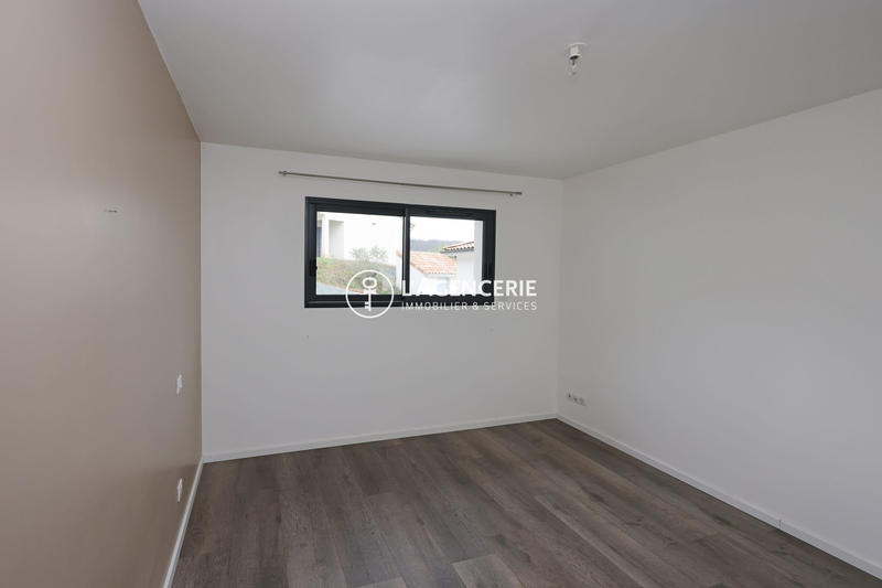 Villa - 120 m² - 5 pièces