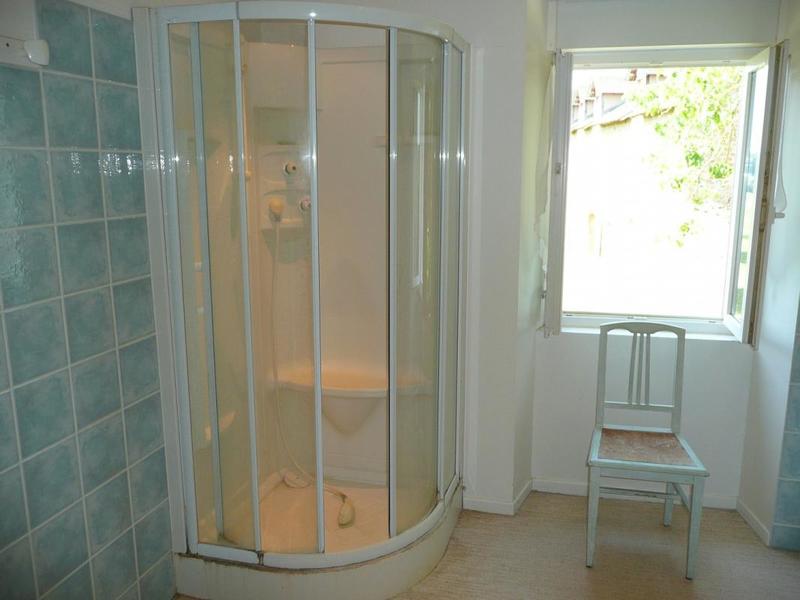 Propriété - 833 m² - 32 pièces