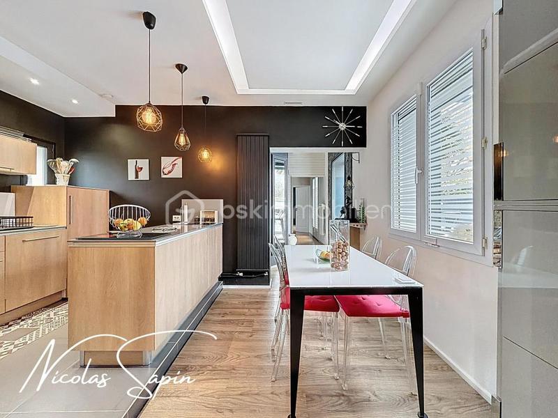 Maison - 110 m² - 5 pièces