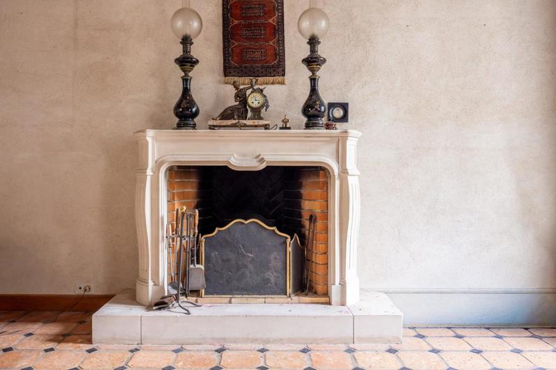 Appartement ancien - 103 m² - 4 pièces