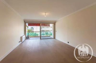 Appartement - 94 m² - 4 pièces