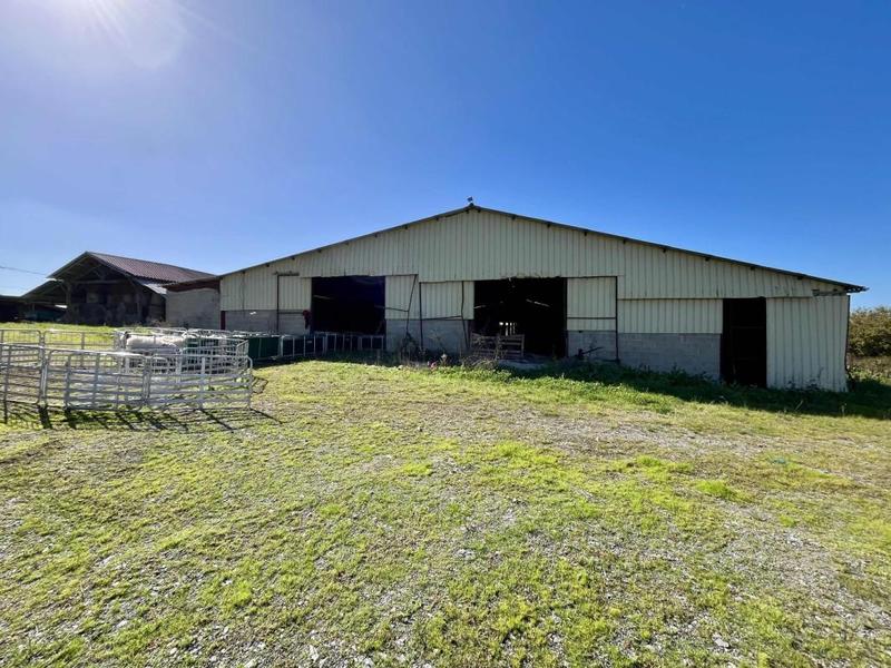 Propriété - 88 m² - 4 pièces