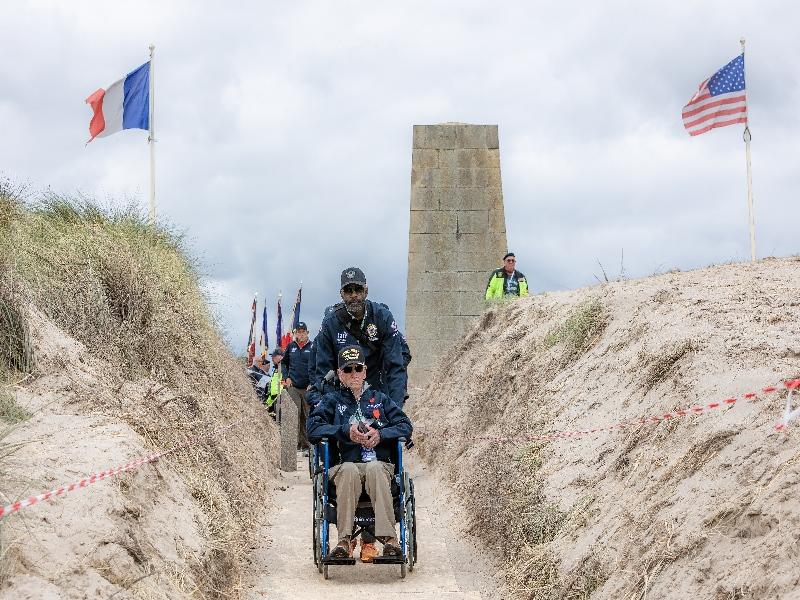 Cérémonie du 82e anniversaire du Débarquement de la 2e Db