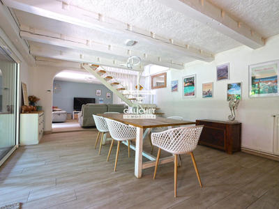 Maison - 136 m² - 5 pièces