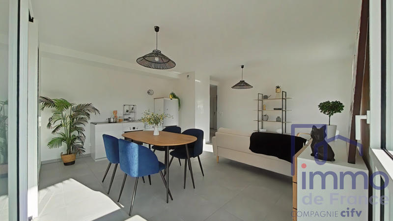 Appartement - 85 m² - 4 pièces