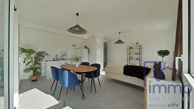 Appartement - 85 m² - 4 pièces