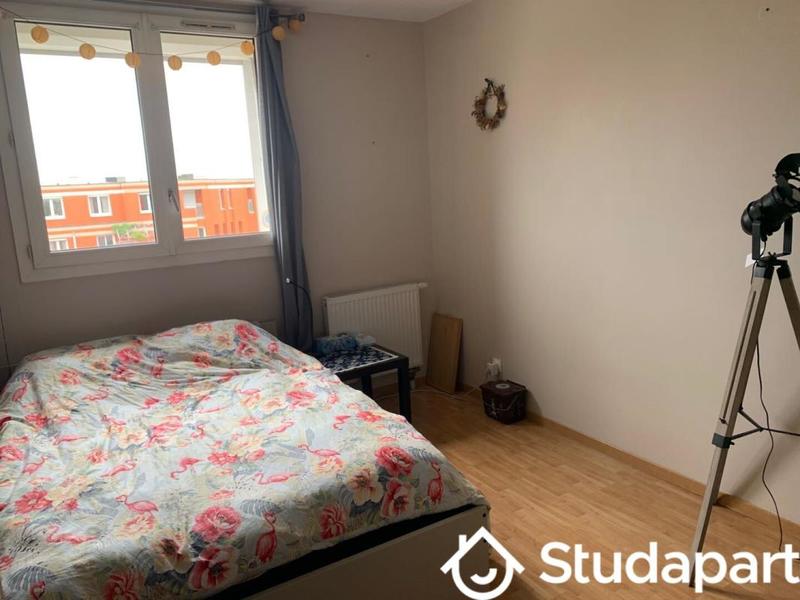 Chambre - 9 m² - 1 pièce