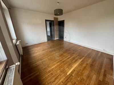 Maison de ville - 87 m² - 4 pièces