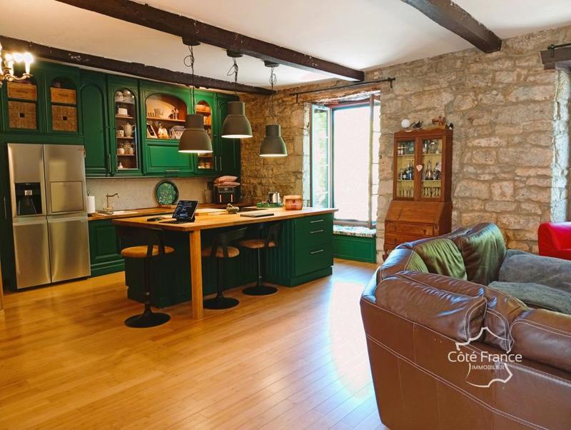 Maison chambre d'hôtes - 325 m² - 16 pièces