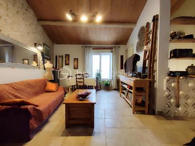 Maison de village - 80 m² - 3 pièces