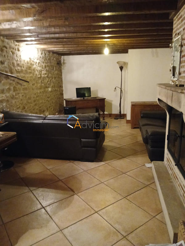 Maison - 239 m² - 7 pièces
