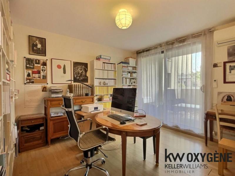 Appartement - 105 m² - 4 pièces