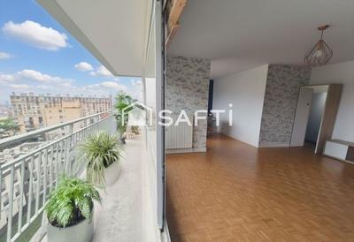 Appartement - 99 m² - 5 pièces