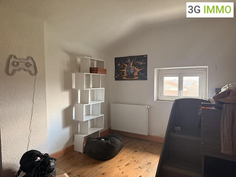 Maison - 180 m² - 7 pièces