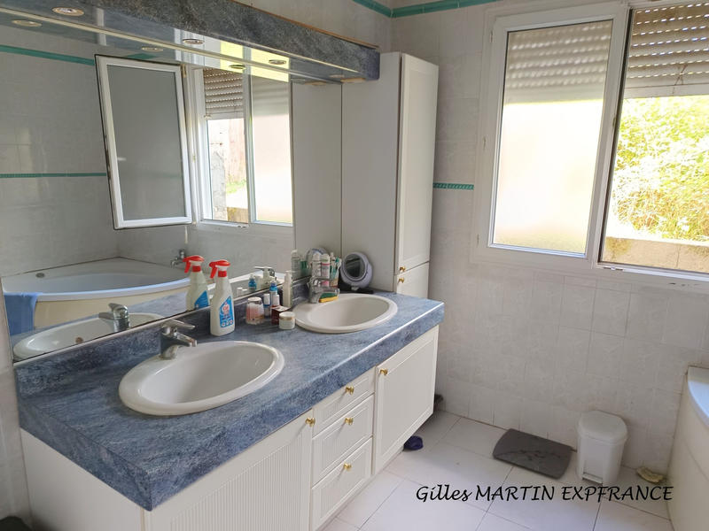 Maison ancienne - 185 m² - 6 pièces