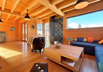 Maison - 201 m² - 7 pièces