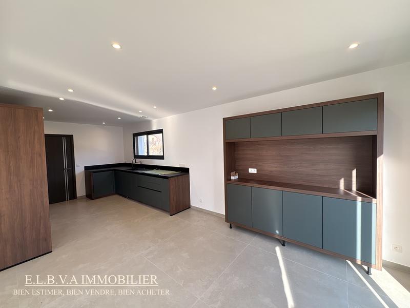 Maison contemporaine - 130 m² - 4 pièces
