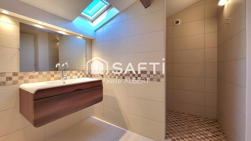 Maison - 401 m² - 14 pièces