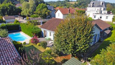 Maison - 152 m² - 5 pièces