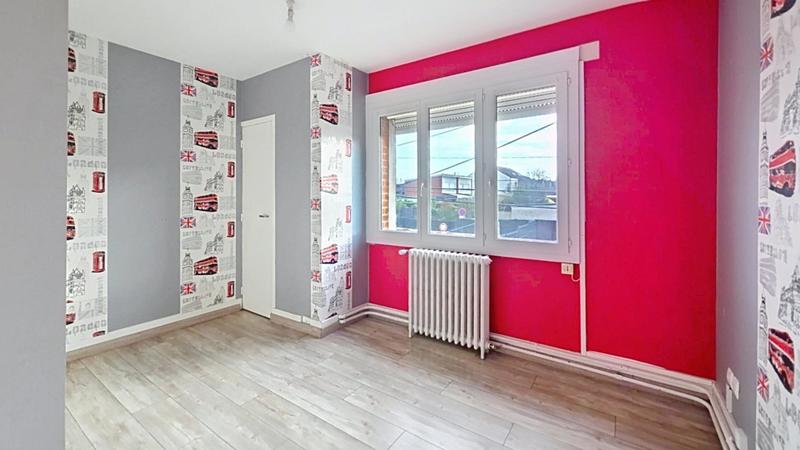 Maison - 77 m² - 5 pièces