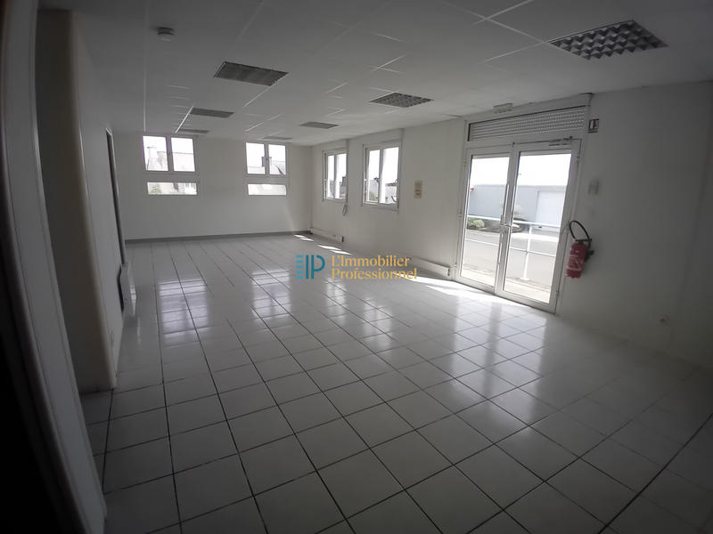 Local d'activités - 450 m²