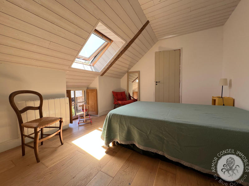 Maison - 146 m² - 8 pièces