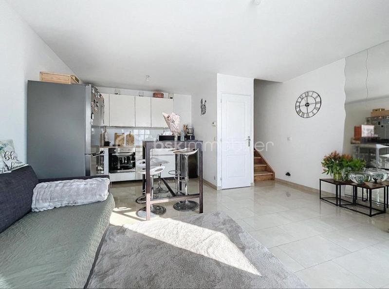 Maison - 190 m² - 11 pièces