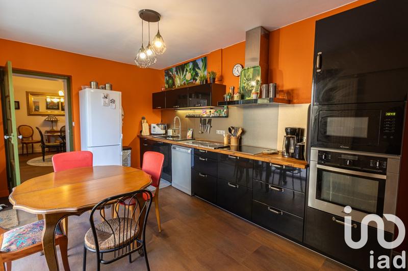 Maison - 160 m² - 10 pièces