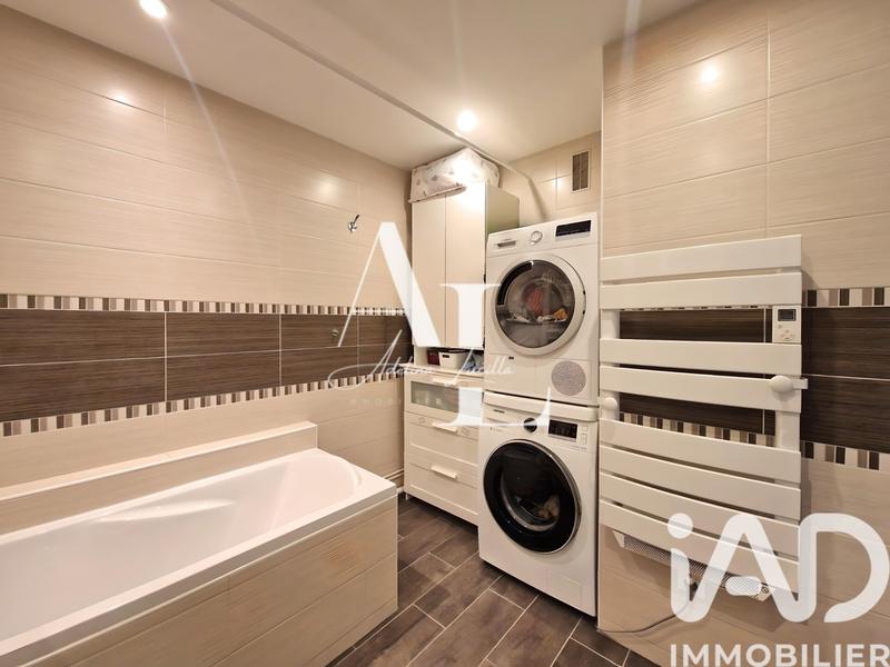 Appartement - 95 m² - 5 pièces