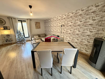 Maison traditionnelle - 108 m² - 5 pièces