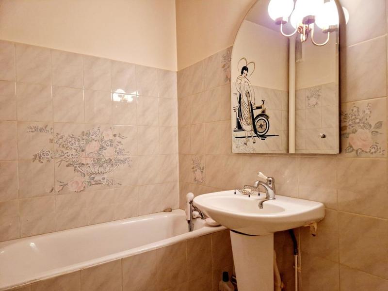 Appartement ancien - 97 m² - 5 pièces