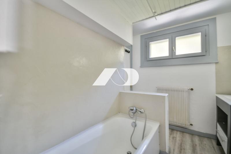 Appartement - 76 m² - 4 pièces