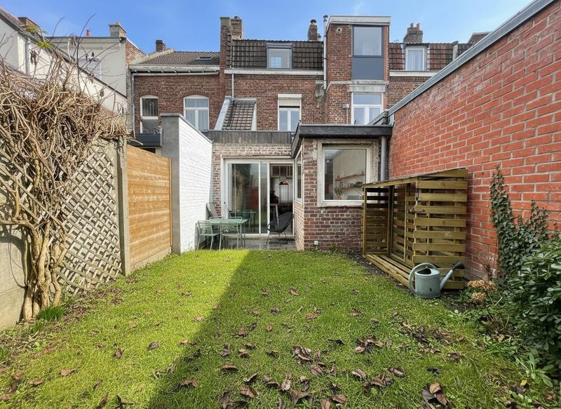 Maison - 102 m² - 4 pièces