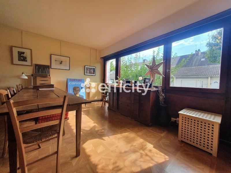 Maison - 145 m² - 7 pièces