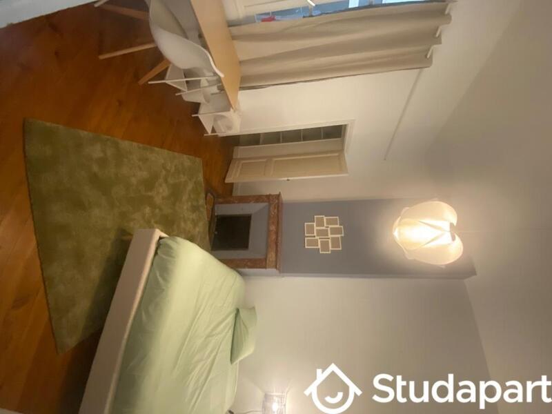 Chambre - 13 m² - 1 pièce