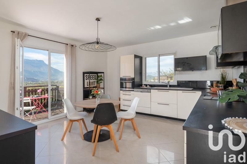 Maison - 145 m² - 4 pièces