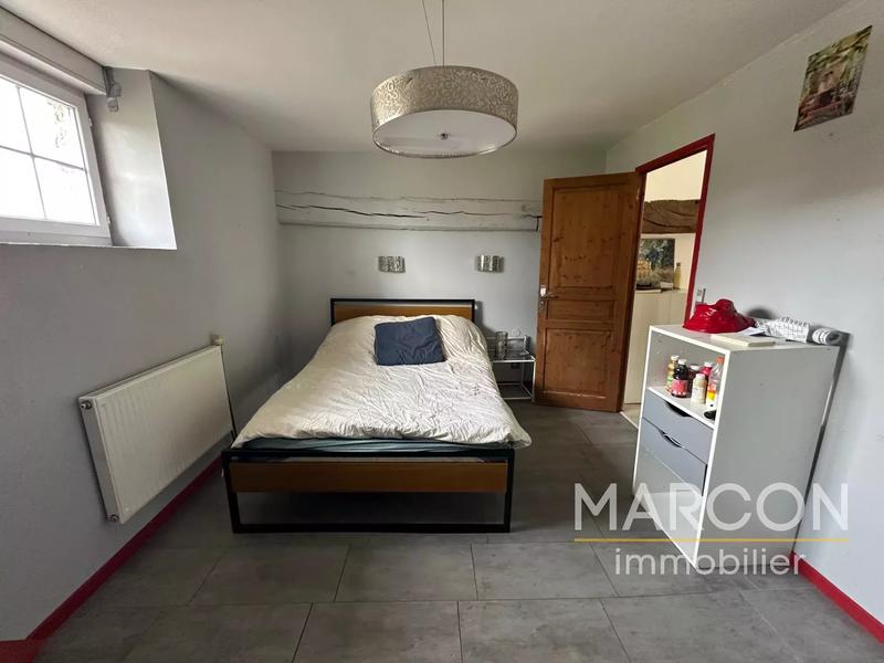 Maison de village - 237 m² - 9 pièces