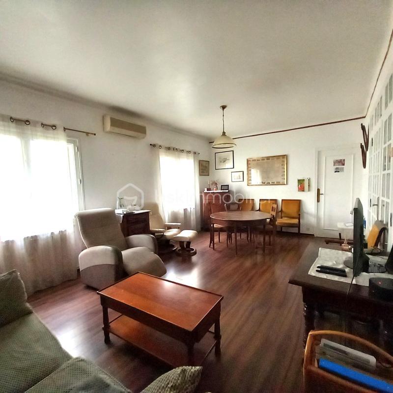 Maison de ville - 163 m² - 9 pièces