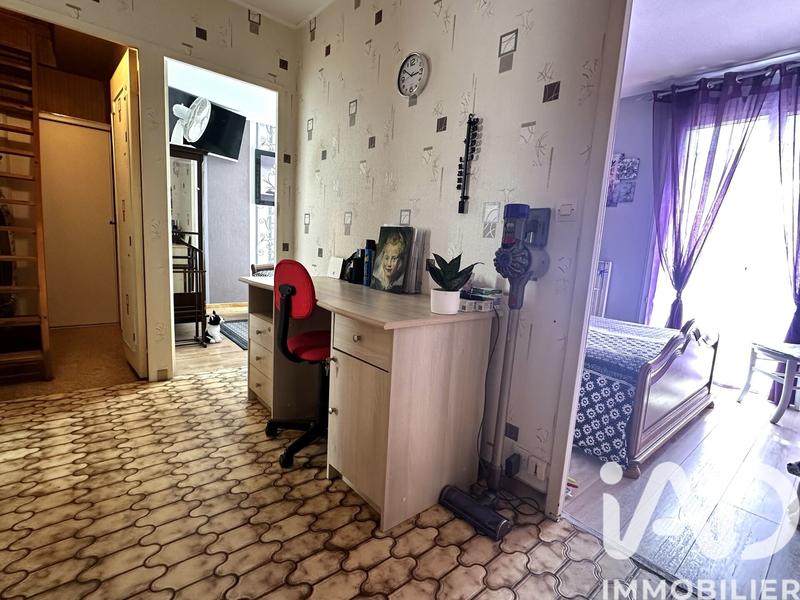 Maison - 95 m² - 5 pièces