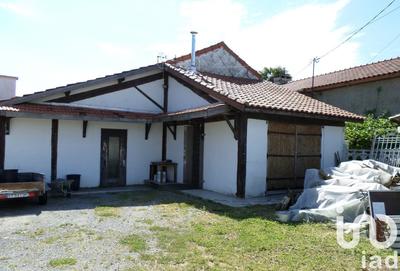 Maison - 528 m² - 20 pièces