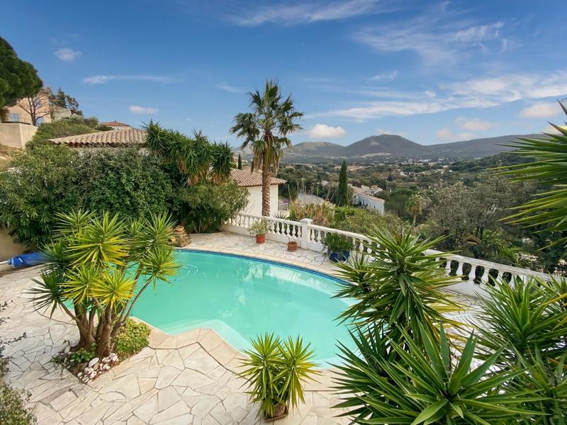 Villa - 140 m² - 5 pièces