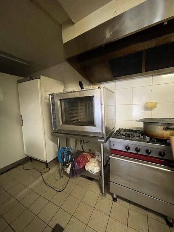 Fonds de commerce - 170 m²