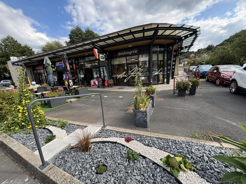 Fonds de commerce - 180 m²